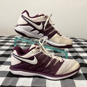 Nike Air Zoom Vapor X Sneaker Shoes AA8027 601 White Purple Women 8.5